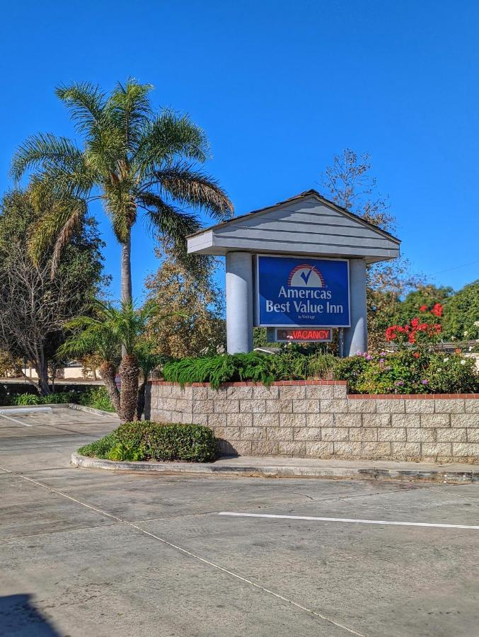 Americas Best Value Inn Oxnard-Port Hueneme Exterior foto